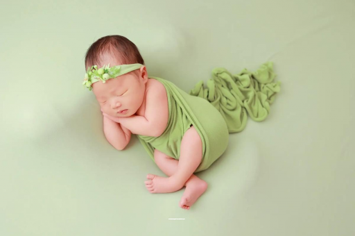 金昌宝宝拍嗝吐奶